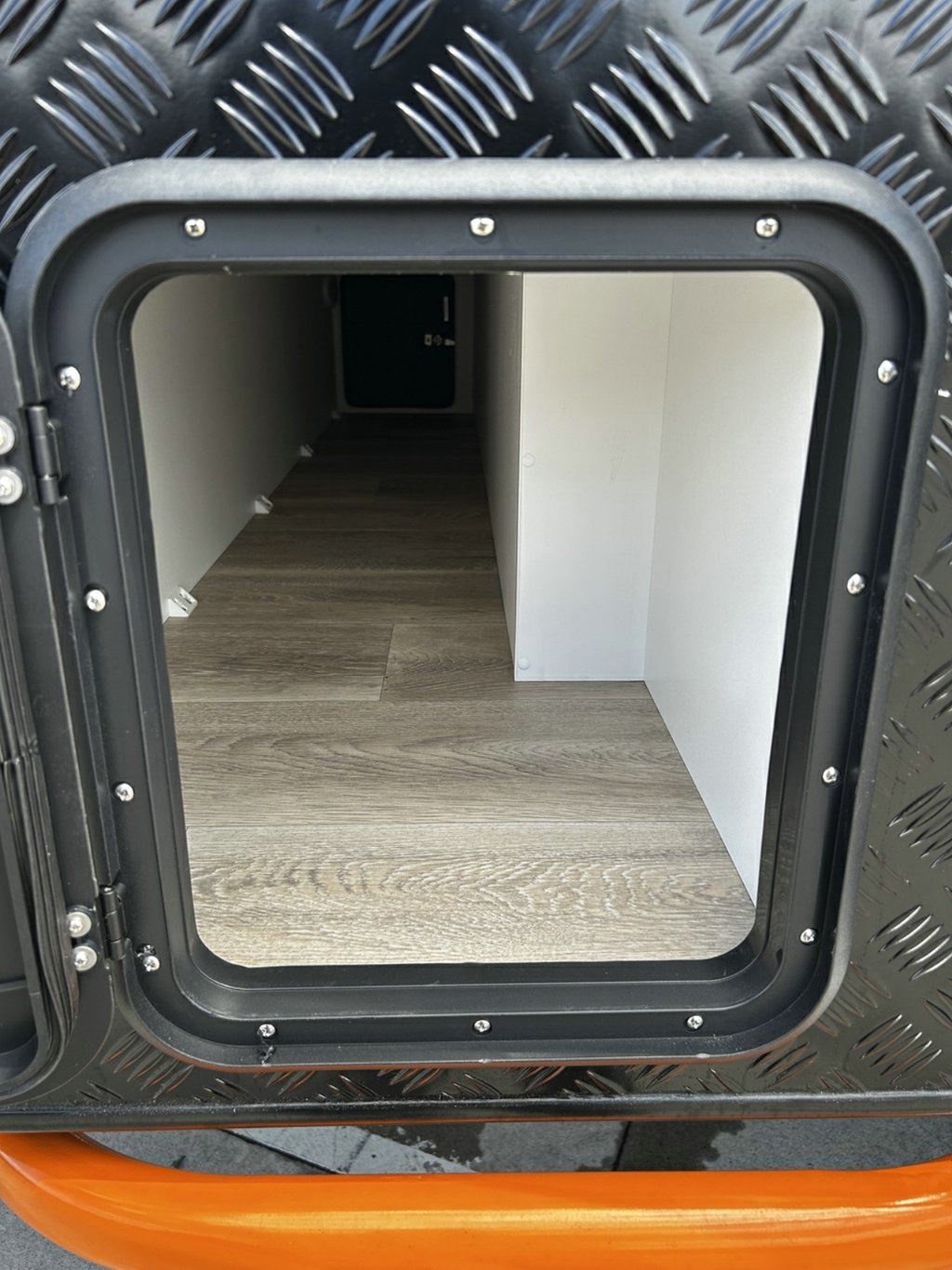 NEW 2025 LEADER CARAVANS XPEDITION CARAVAN 2 AXLE