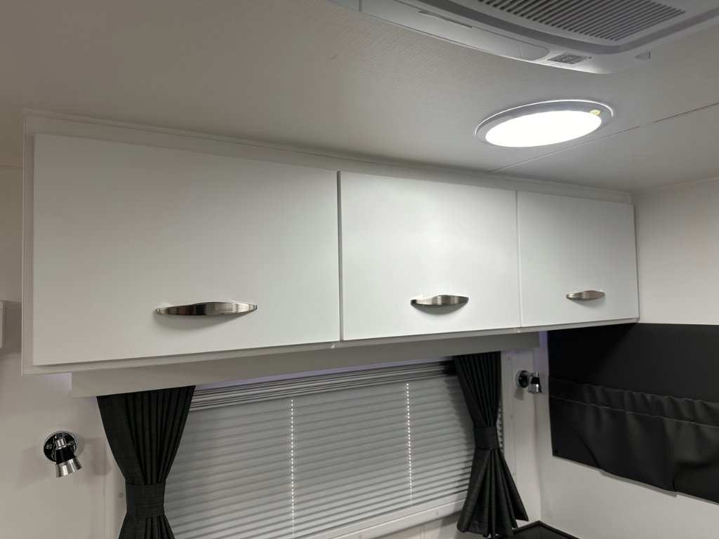 NEW 2025 SUPREME TERRITORY CARAVAN 1 AXLE