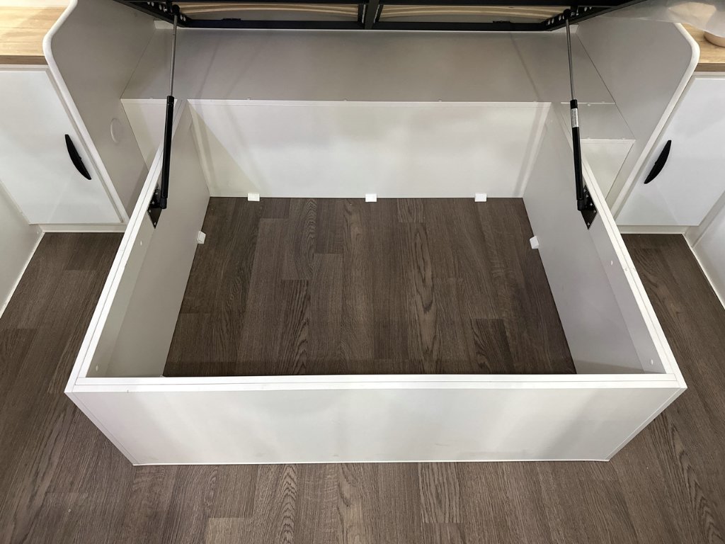 NEW 2025 SUPREME SPIRIT CARAVAN 2 AXLE