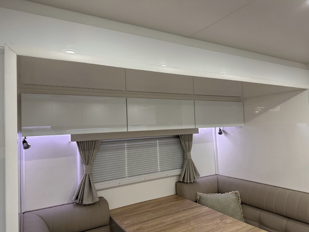 NEW 2025 SUPREME SPIRIT CARAVAN 2 AXLE