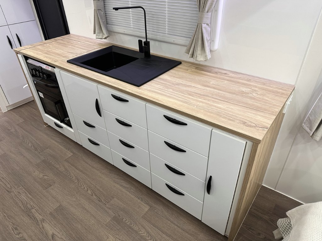 NEW 2025 SUPREME SPIRIT CARAVAN 2 AXLE