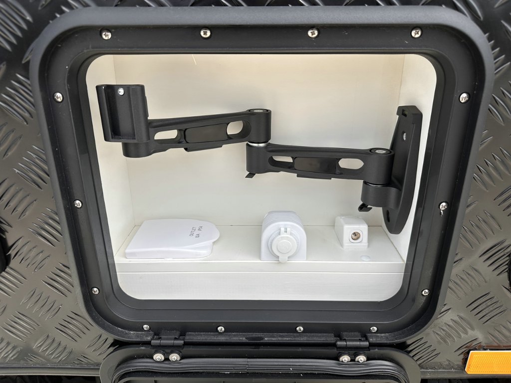 NEW 2025 SUPREME SPIRIT CARAVAN 2 AXLE