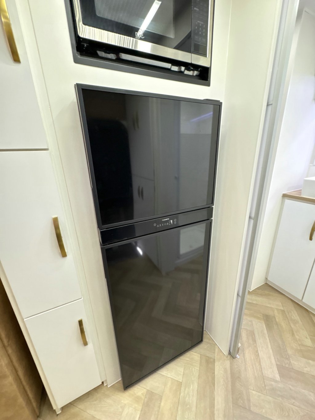 NEW 2025 SUPREME SPIRIT CARAVAN 2 AXLE