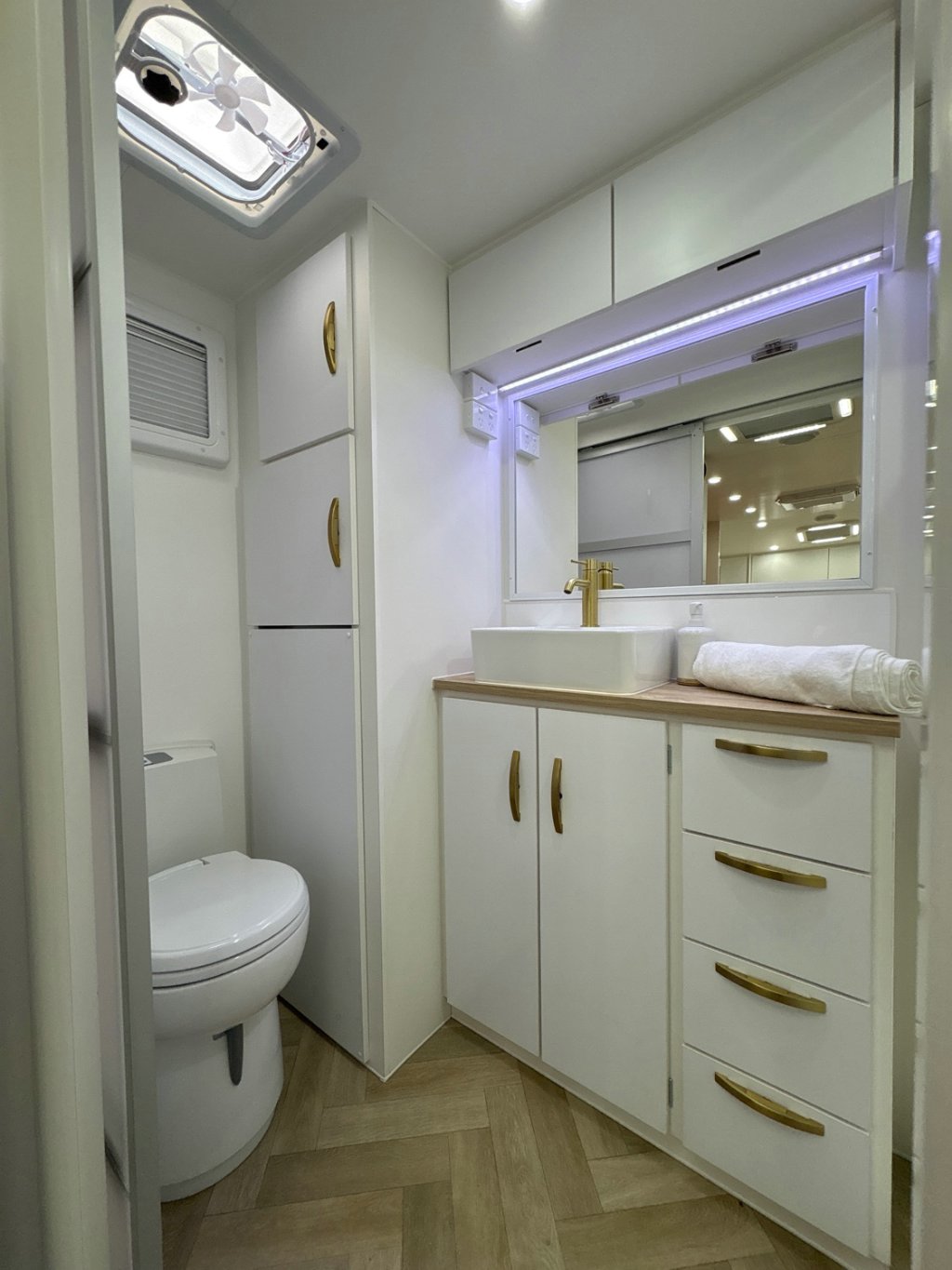 NEW 2025 SUPREME SPIRIT CARAVAN 2 AXLE