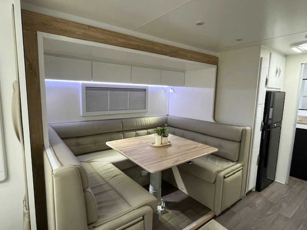 NEW 2025 SUPREME SPIRIT CARAVAN 2 AXLE