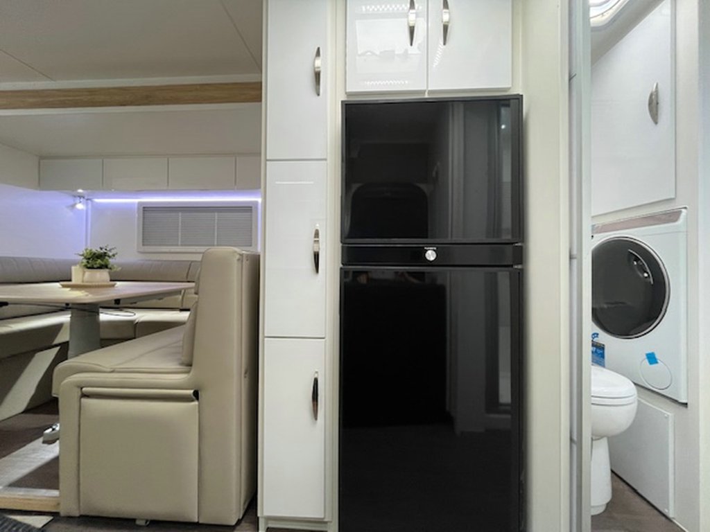 NEW 2025 SUPREME SPIRIT CARAVAN 2 AXLE