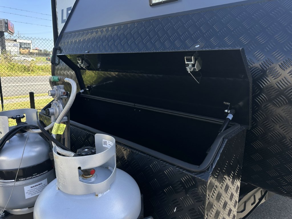 NEW 2025 SUPREME SPIRIT CARAVAN 2 AXLE