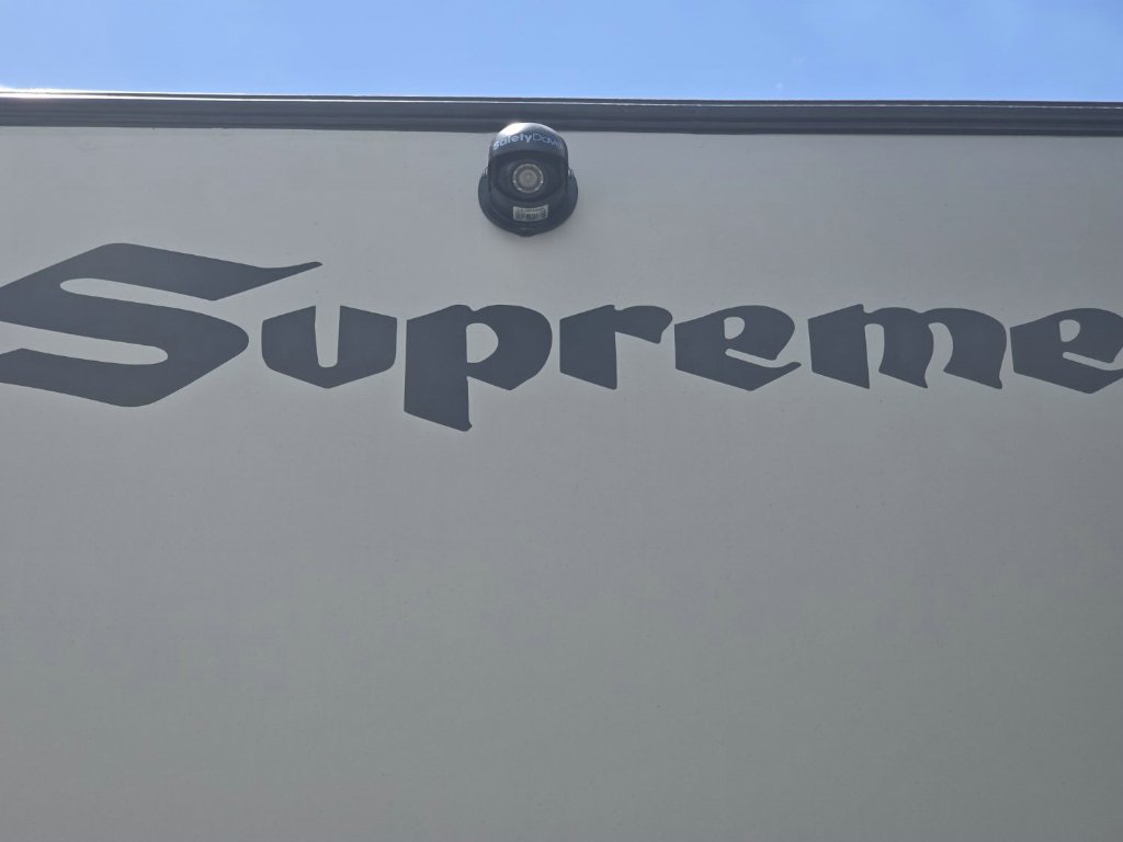 NEW 2025 SUPREME EXECUTIVE CARAVAN 2 AXLE