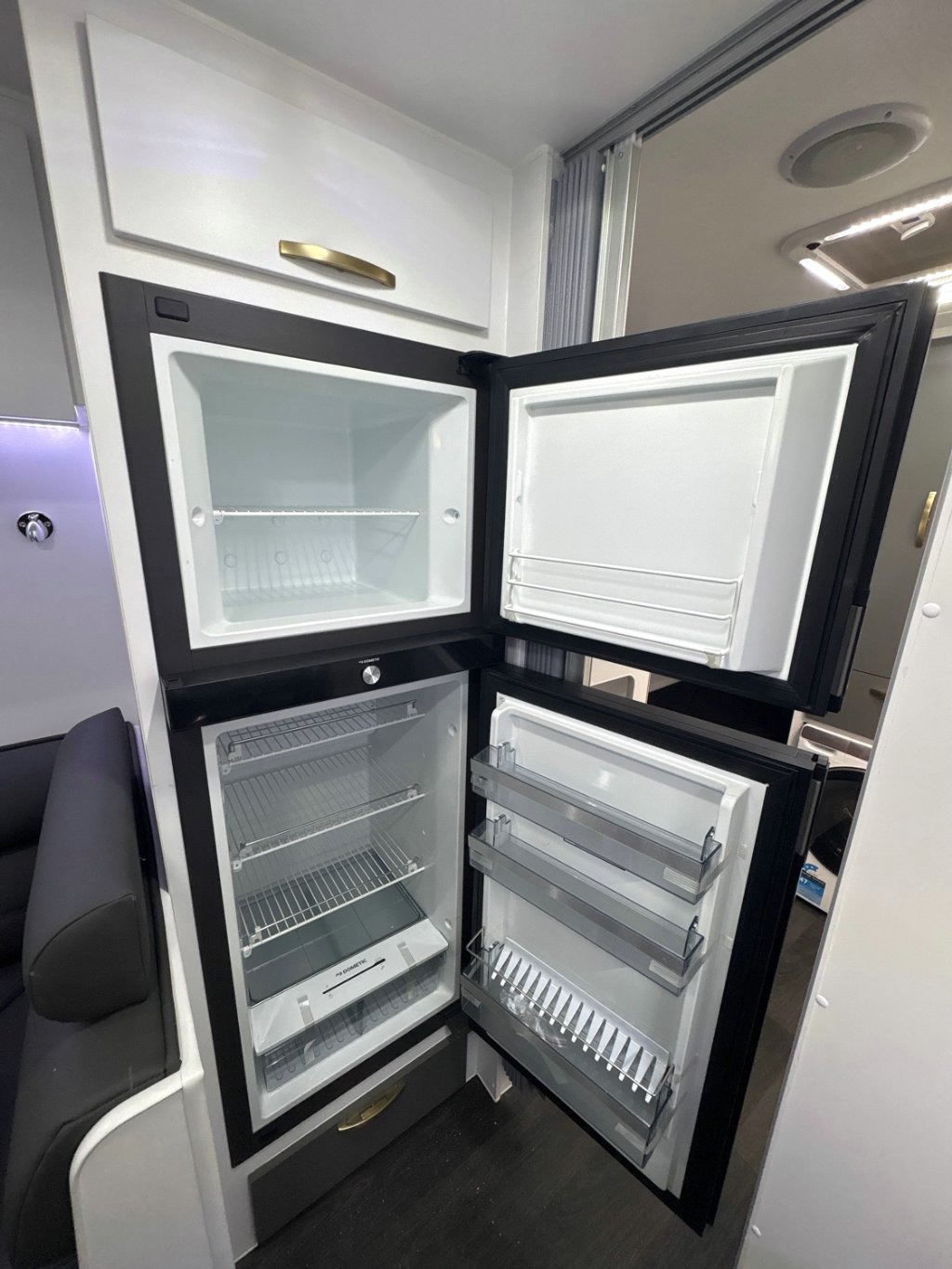 NEW 2025 LEADER CARAVANS GOLD LE CARAVAN 2 AXLE