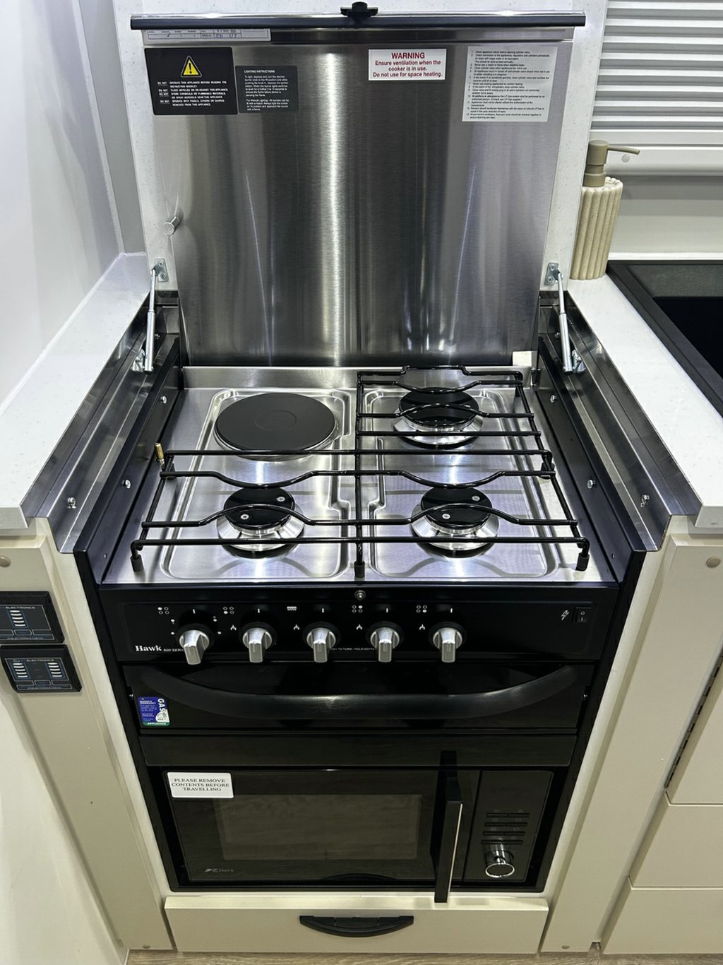 NEW 2025 LEADER CARAVANS GOLD LE CARAVAN 2 AXLE