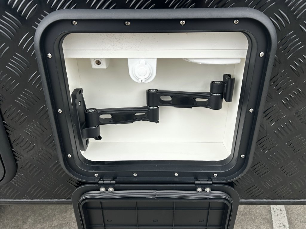 NEW 2025 LEADER CARAVANS GOLD LE CARAVAN 2 AXLE