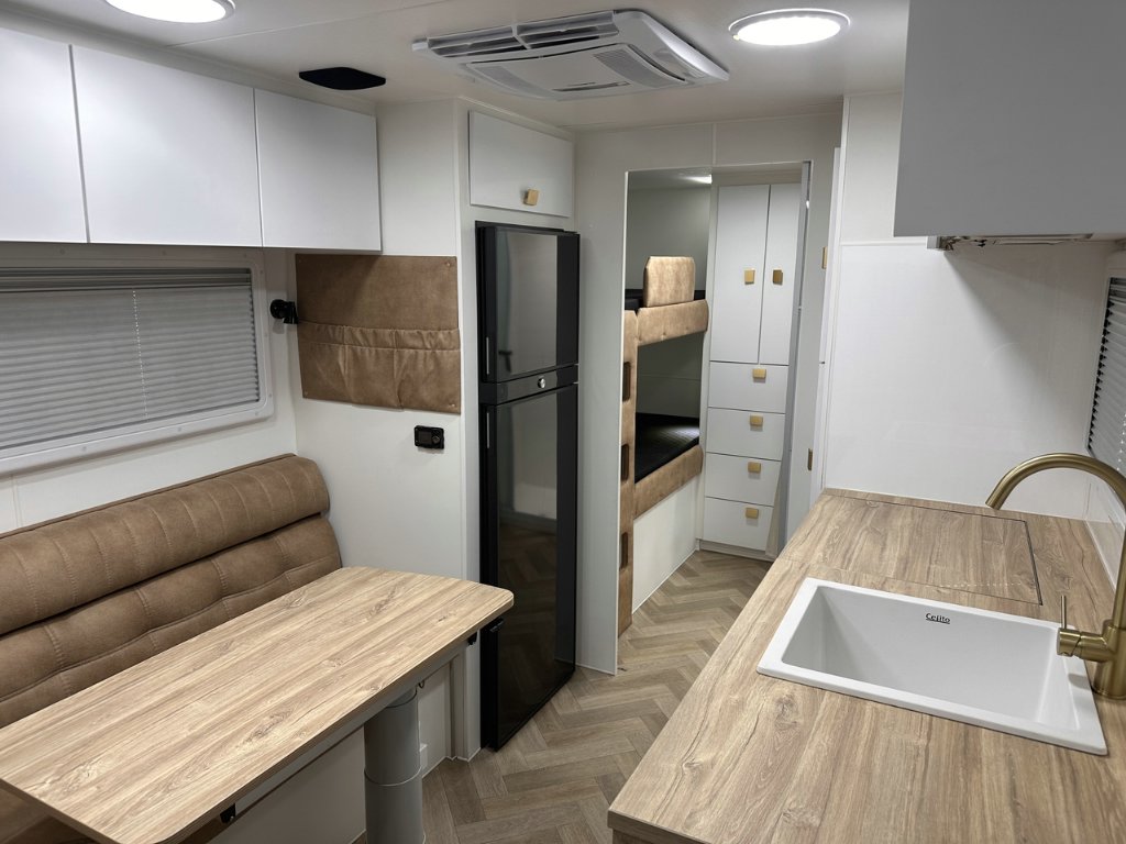 USED 2024 SUPREME TERRITORY X CARAVAN 2 AXLE