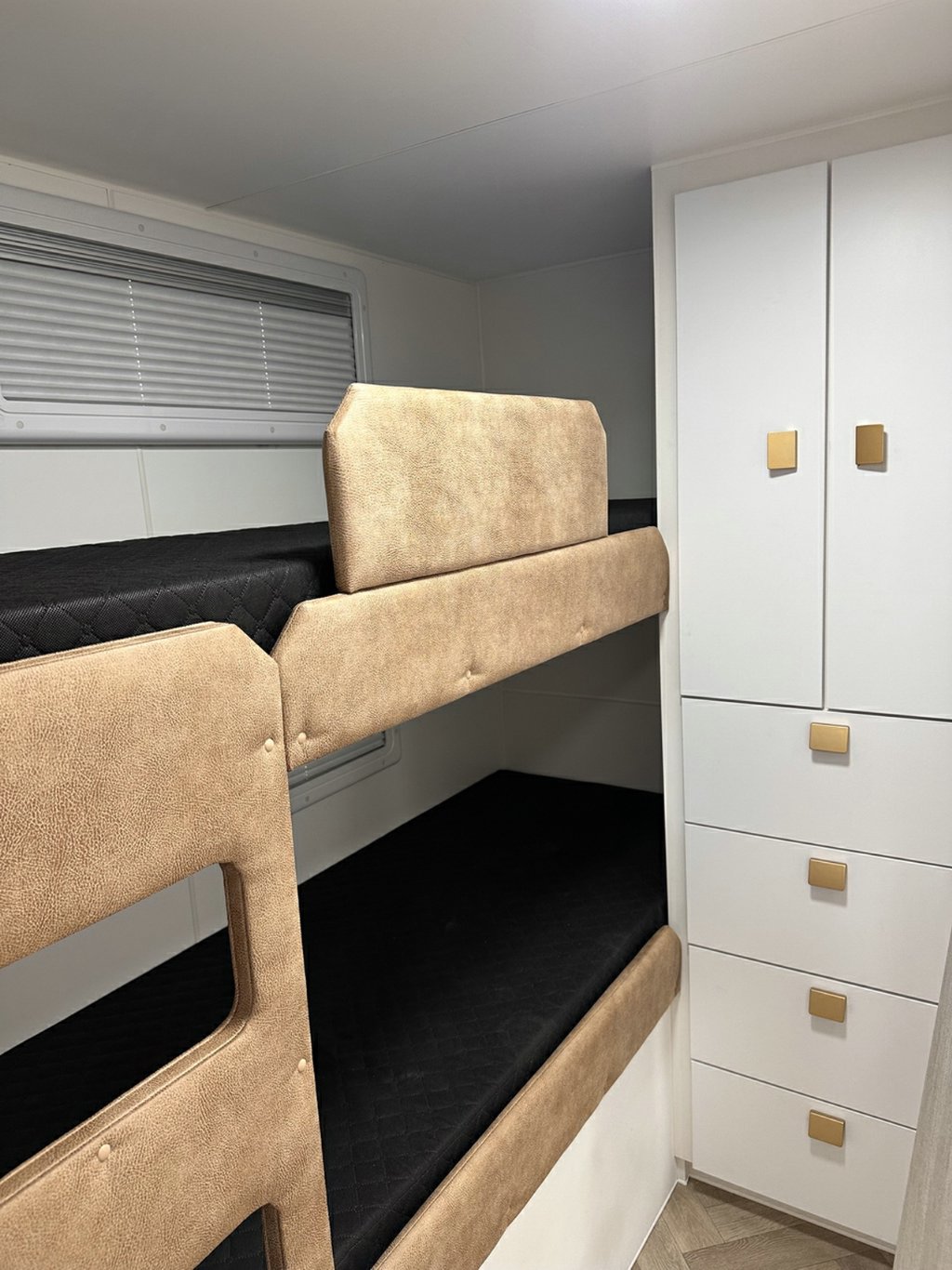 USED 2024 SUPREME TERRITORY X CARAVAN 2 AXLE