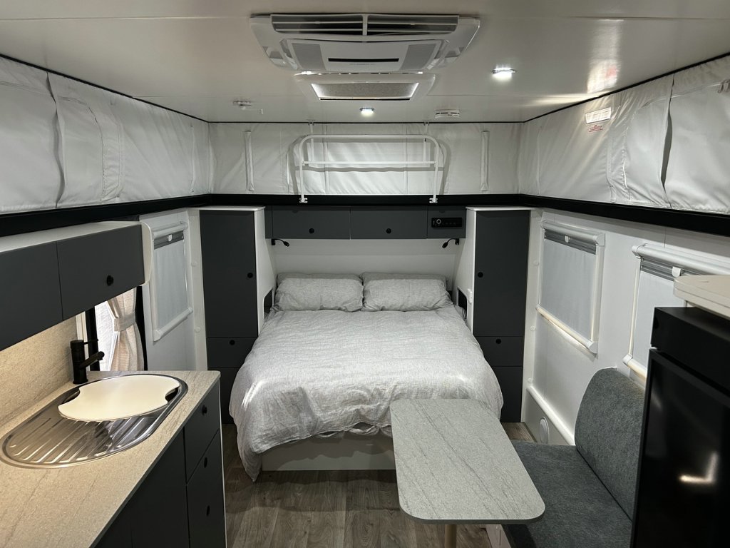 USED 2024 JAYCO STARCRAFT BUSH PACK CARAVAN 1 AXLE