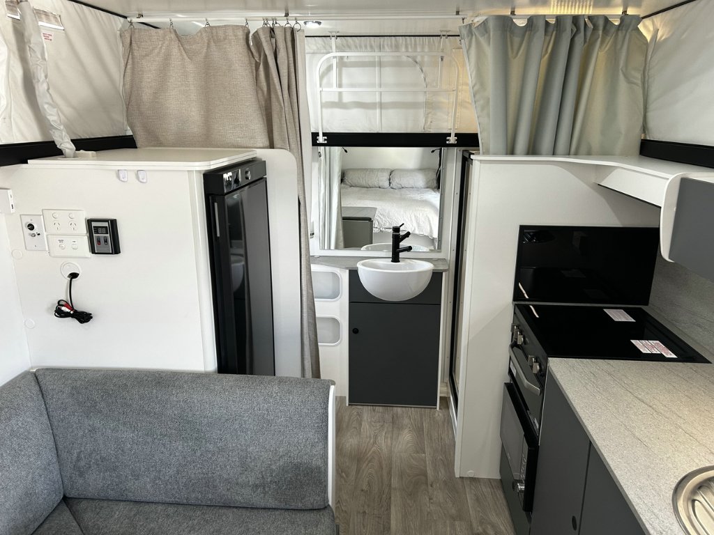 USED 2024 JAYCO STARCRAFT BUSH PACK CARAVAN 1 AXLE