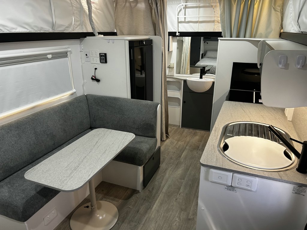 USED 2024 JAYCO STARCRAFT BUSH PACK CARAVAN 1 AXLE