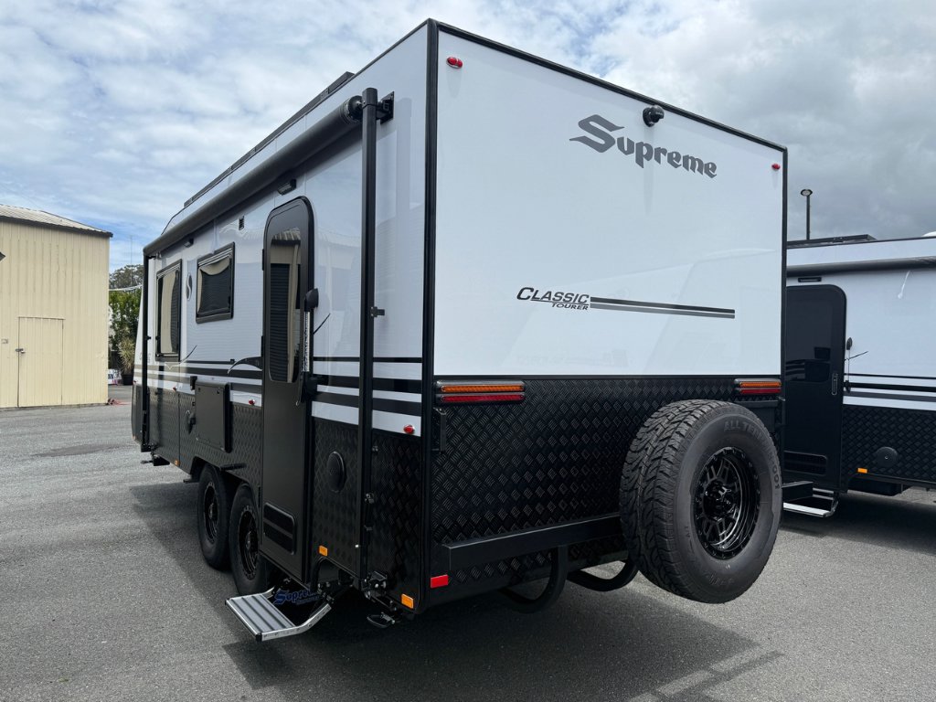 NEW 2025 SUPREME CLASSIC TOURER CARAVAN 2 AXLE