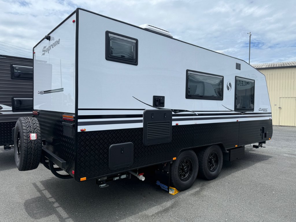 NEW 2025 SUPREME CLASSIC TOURER CARAVAN 2 AXLE