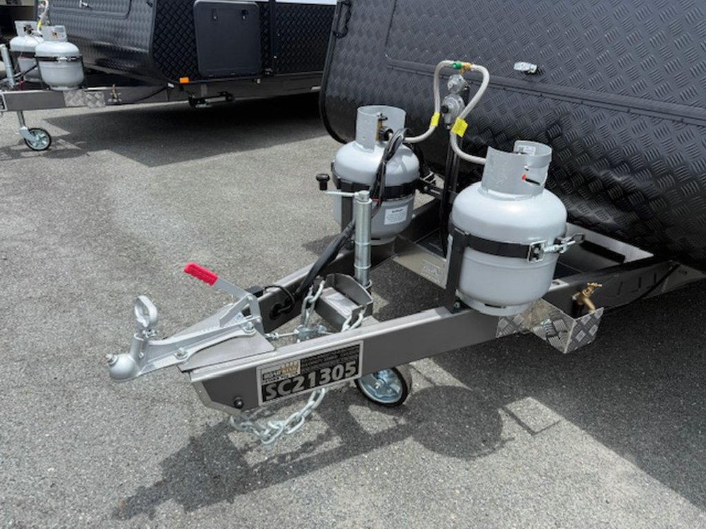 NEW 2025 SUPREME CLASSIC TOURER CARAVAN 2 AXLE