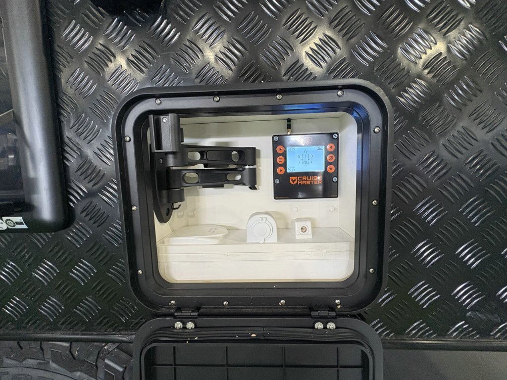 NEW 2025 SUPREME TERRITORY X CARAVAN 2 AXLE