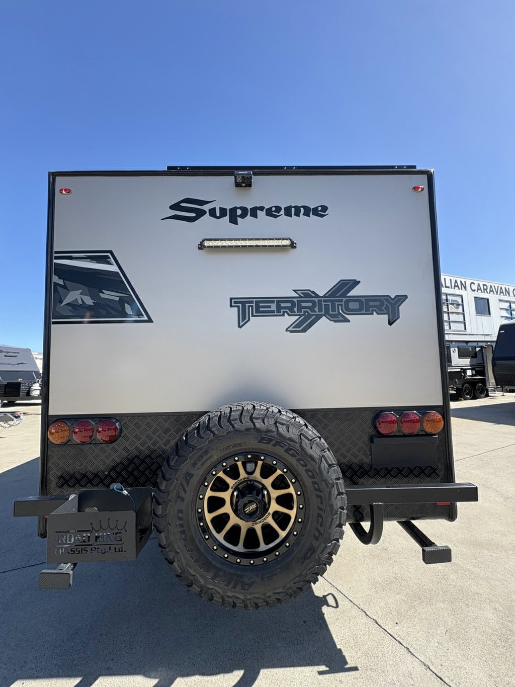 NEW 2025 SUPREME TERRITORY X CARAVAN 2 AXLE