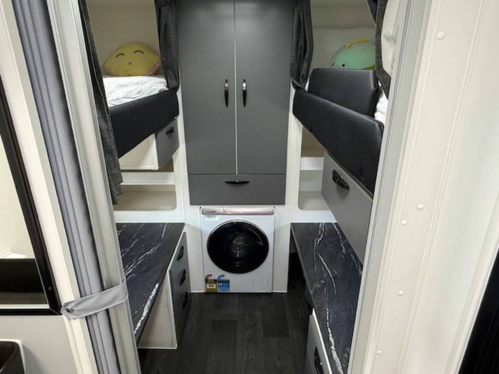 USED 2024 SUPREME TERRITORY X CARAVAN 2 AXLE