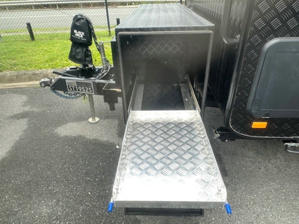 USED 2024 SUPREME TERRITORY X CARAVAN 2 AXLE