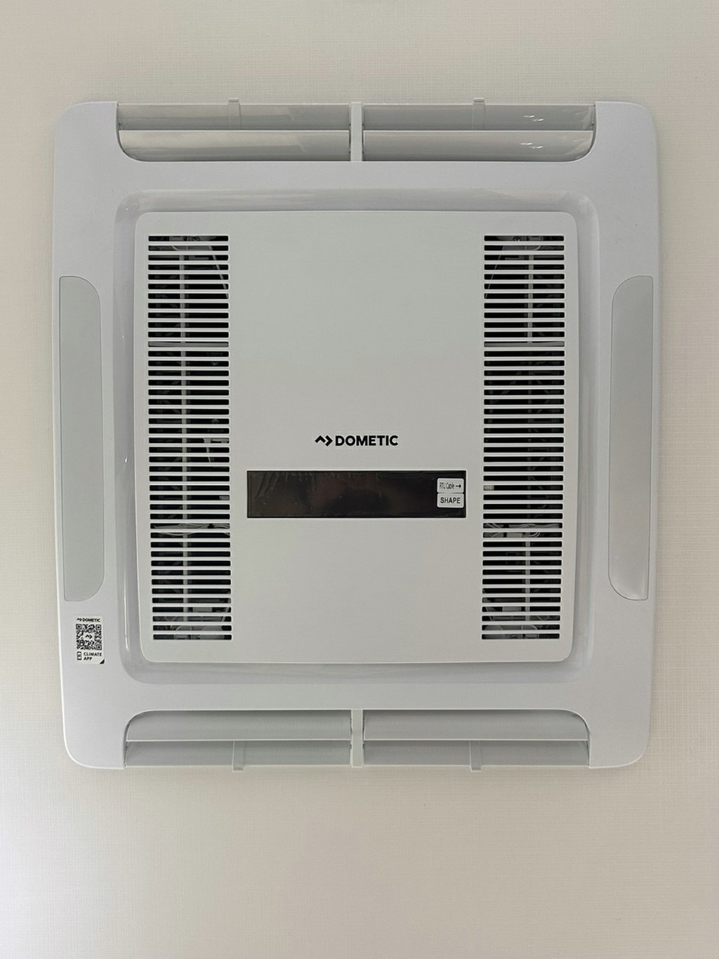 NEW 2026 SUPREME CLASSIC TOURER CARAVAN 1 AXLE