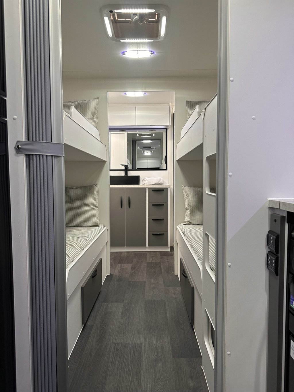NEW 2026 LEADER CARAVANS GOLD LE CARAVAN 2 AXLE