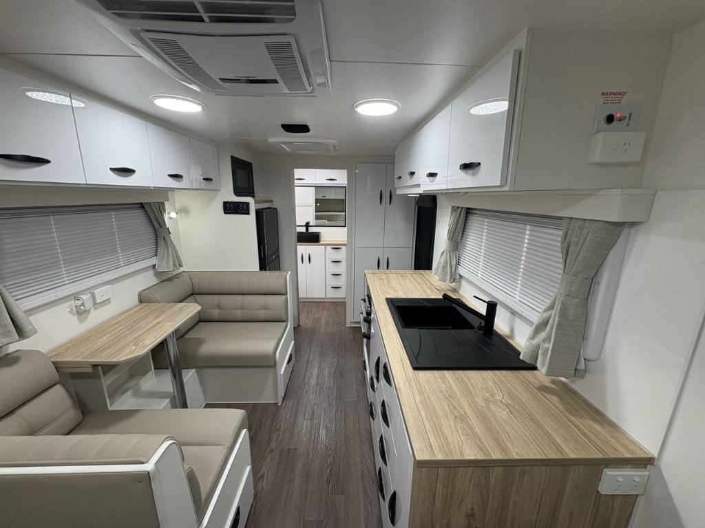 USED 2024 SUPREME TERRITORY CARAVAN 2 AXLE