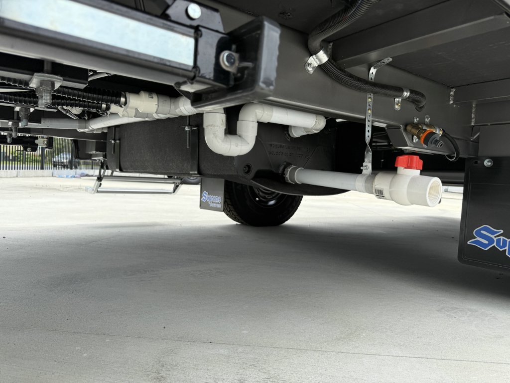 NEW 2025 SUPREME CLASSIC TOURER CARAVAN 1 AXLE