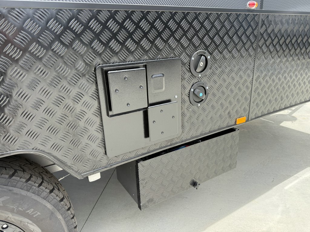 NEW 2025 SUPREME CLASSIC TOURER CARAVAN 1 AXLE