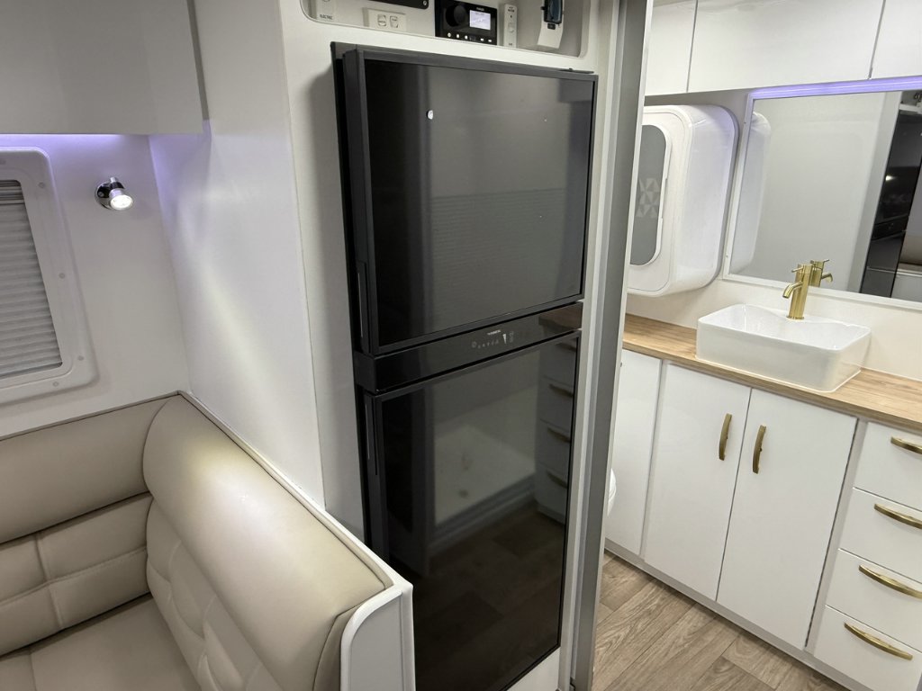 NEW 2025 SUPREME CLASSIC TOURER CARAVAN 1 AXLE