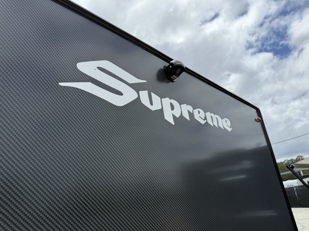 NEW 2025 SUPREME CLASSIC TOURER CARAVAN 1 AXLE