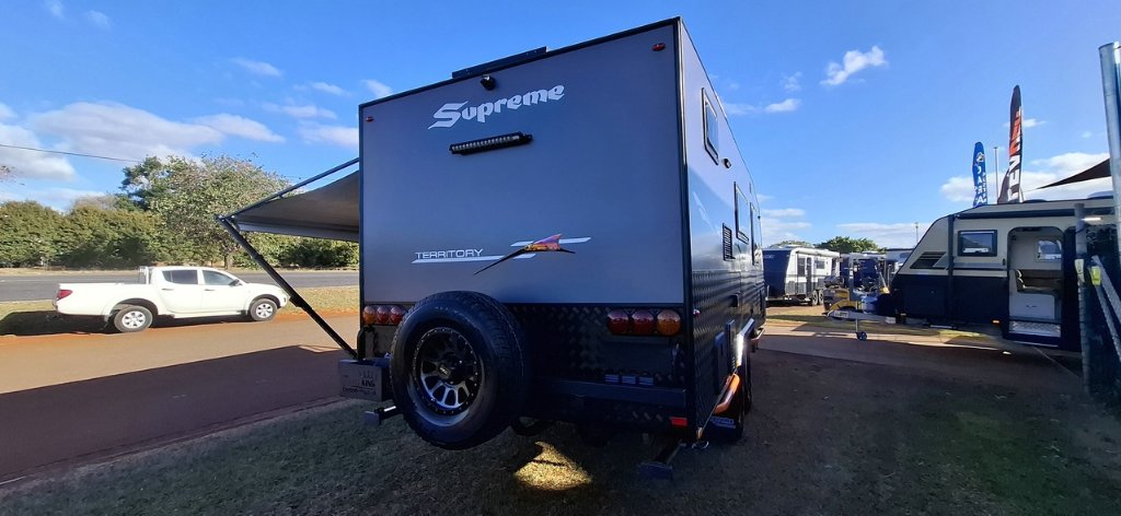 NEW 2025 SUPREME TERRITORY CARAVAN 2 AXLE