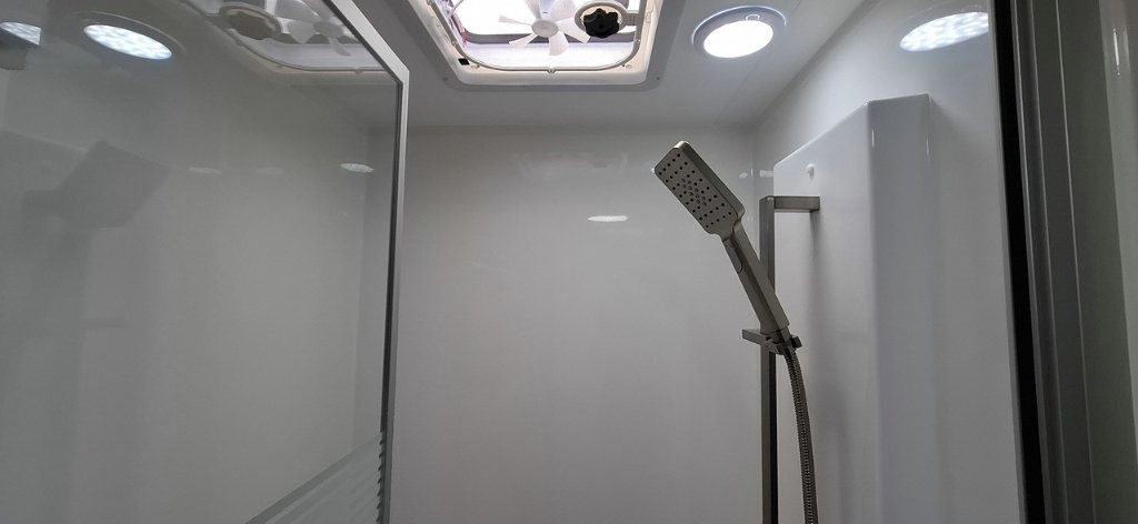 NEW 2025 SUPREME TERRITORY CARAVAN 2 AXLE