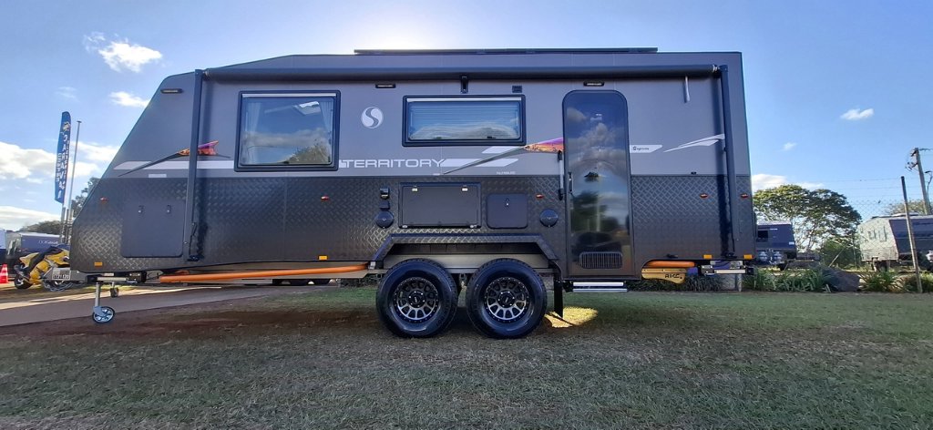NEW 2025 SUPREME TERRITORY CARAVAN 2 AXLE
