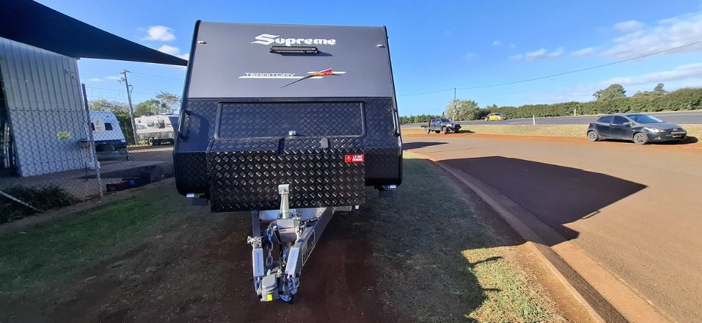 NEW 2025 SUPREME TERRITORY CARAVAN 2 AXLE