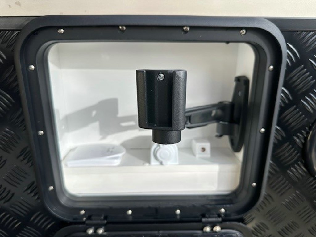 NEW 2025 SUPREME EXECUTIVE CARAVAN 2 AXLE