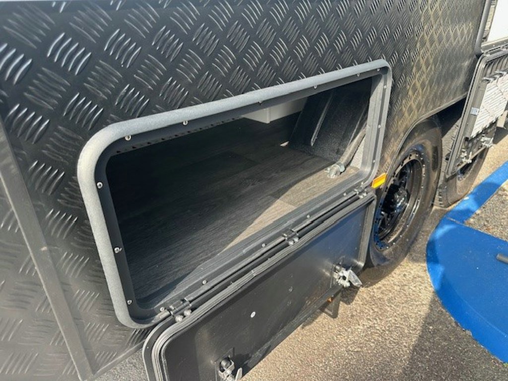 NEW 2025 LEADER CARAVANS GOLD LE CARAVAN 2 AXLE