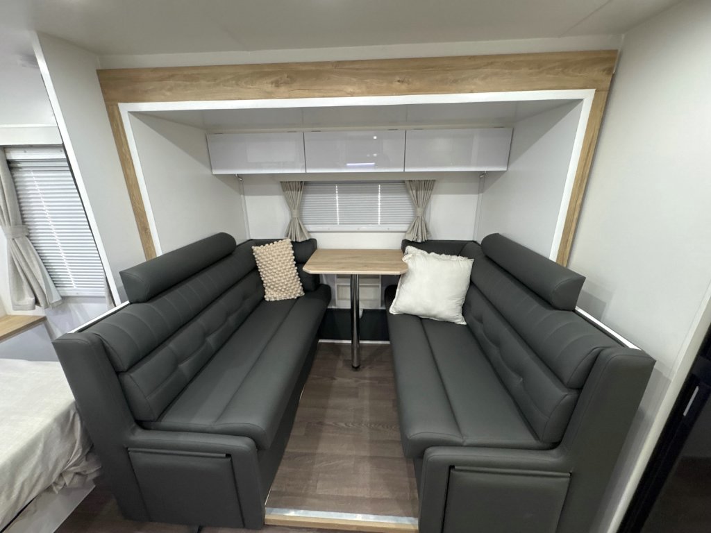 NEW 2025 LEADER CARAVANS PALLADIUM CARAVAN 2 AXLE
