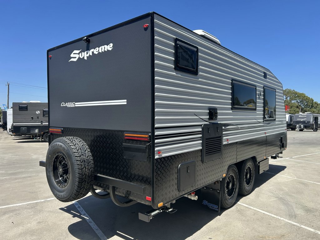 NEW 2026 SUPREME CLASSIC TOURER CARAVAN 2 AXLE