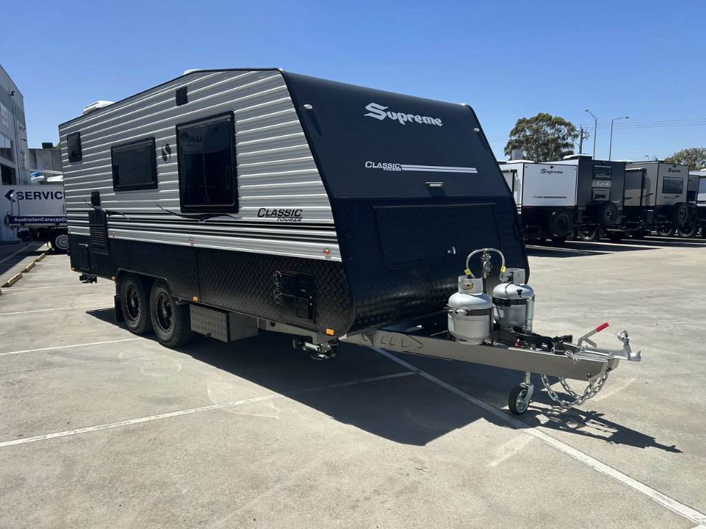 NEW 2026 SUPREME CLASSIC TOURER CARAVAN 2 AXLE