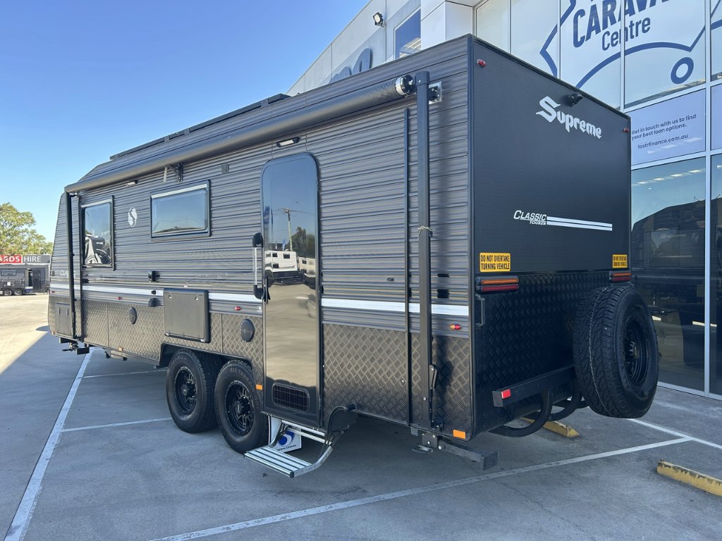 USED 2023 SUPREME CLASSIC TOURER CARAVAN 2 AXLE