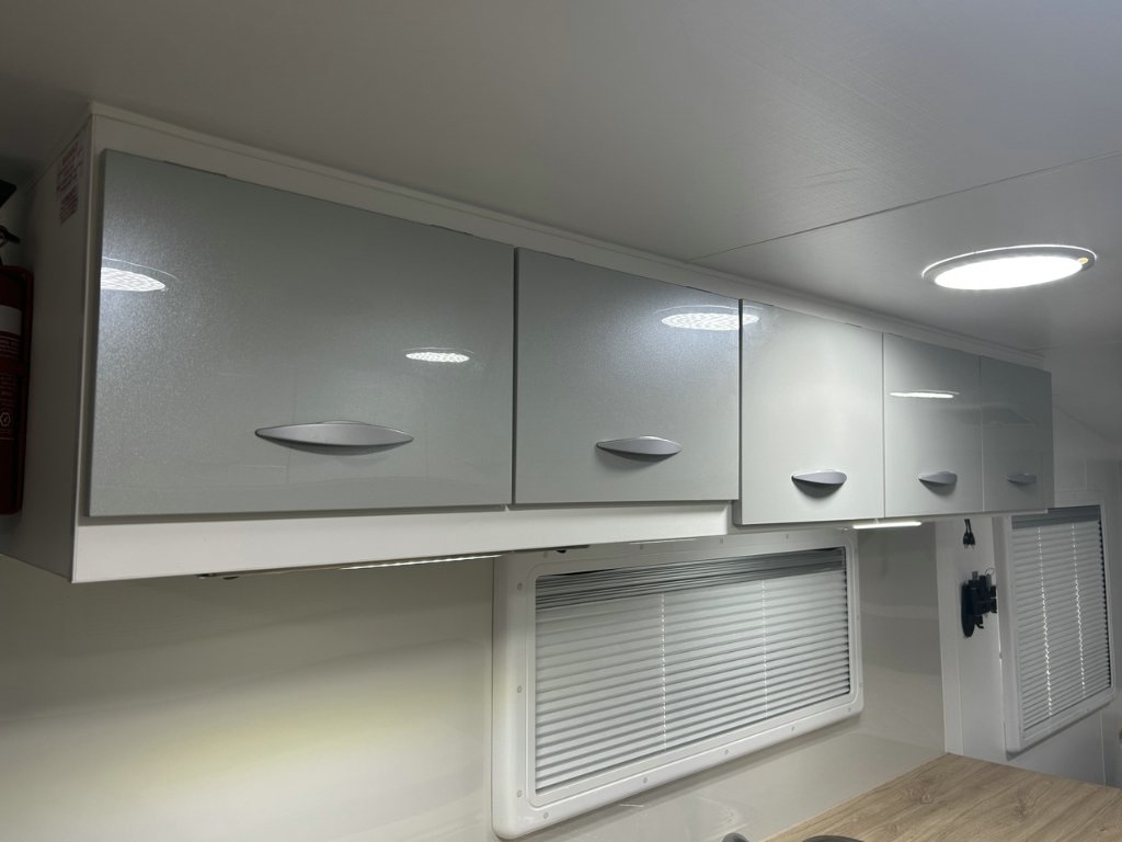 USED 2023 SUPREME CLASSIC TOURER CARAVAN 2 AXLE