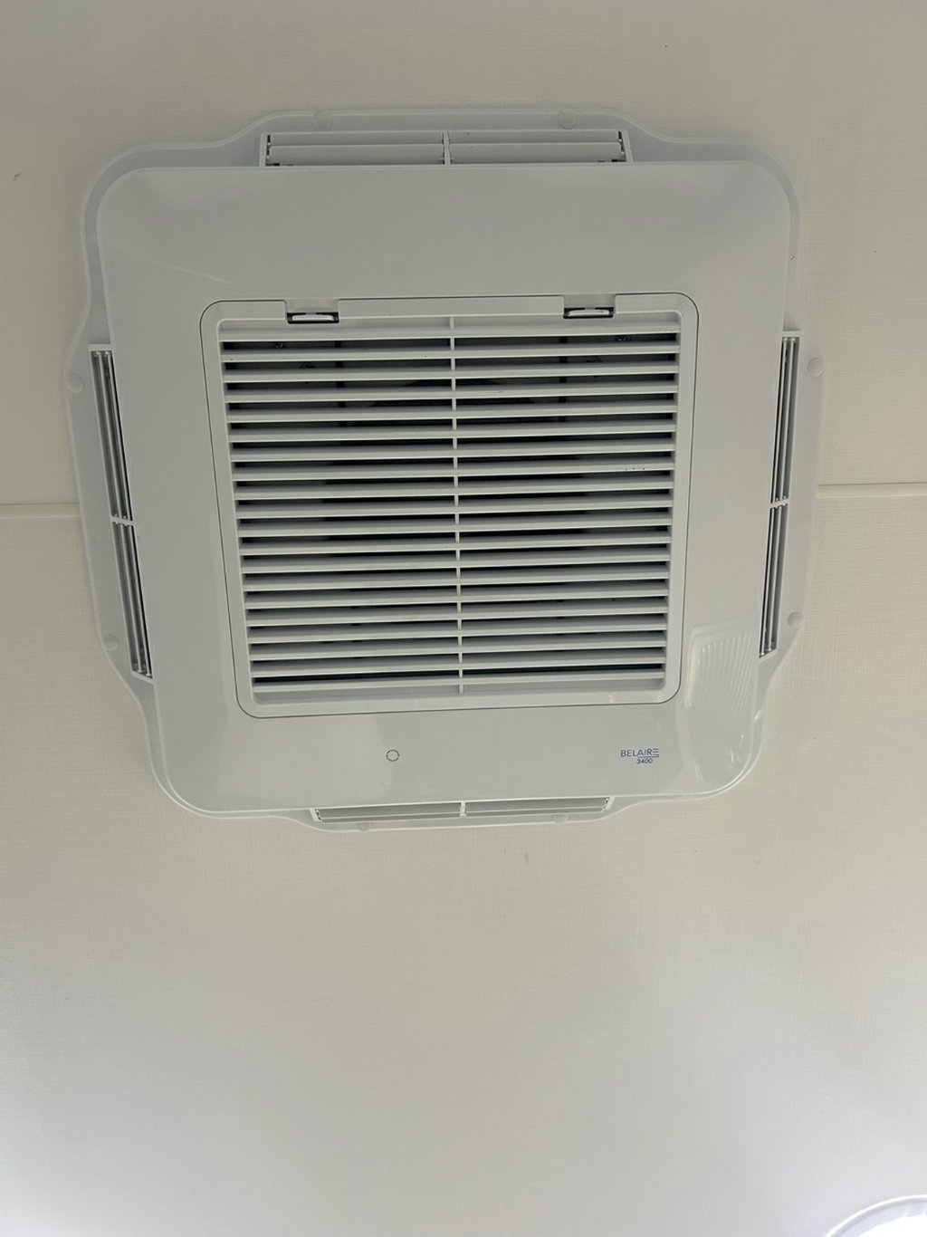 USED 2023 SUPREME CLASSIC TOURER CARAVAN 2 AXLE