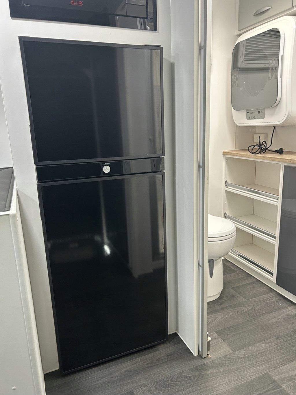 USED 2023 SUPREME CLASSIC TOURER CARAVAN 2 AXLE