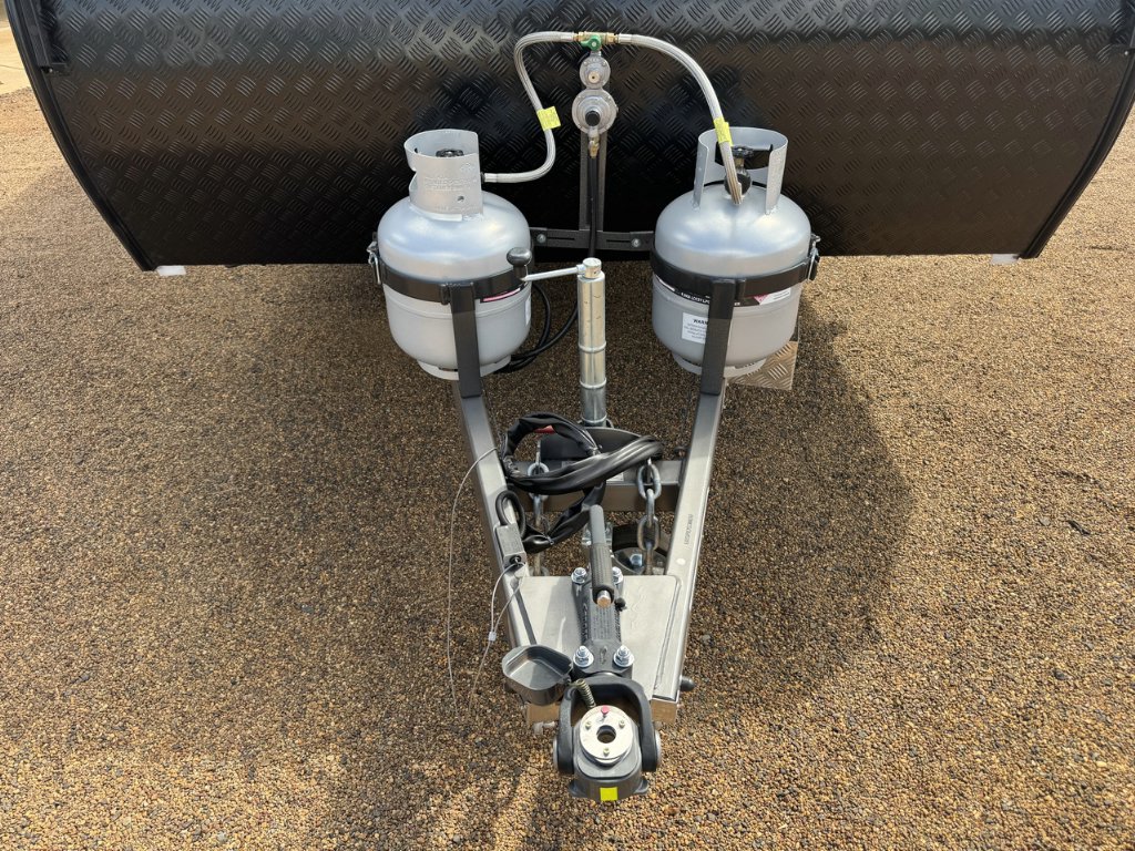 NEW 2025 SUPREME ECLIPSE SUNRAY CARAVAN 1 AXLE