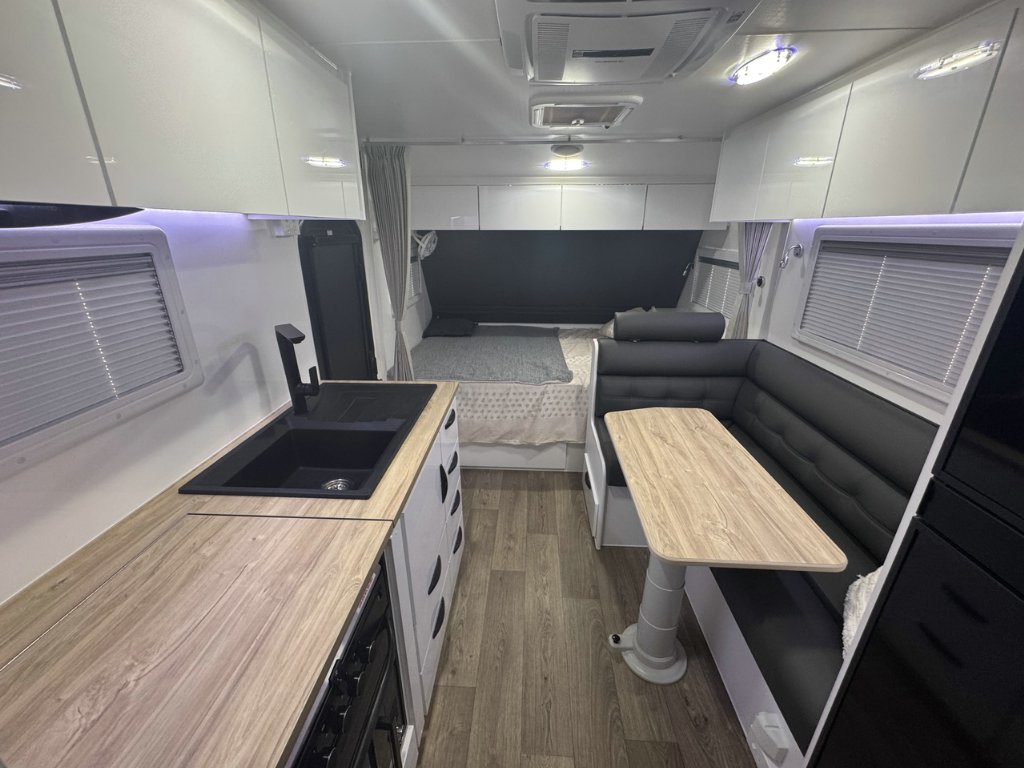 NEW 2026 LEADER CARAVANS GOLD LE CARAVAN 2 AXLE