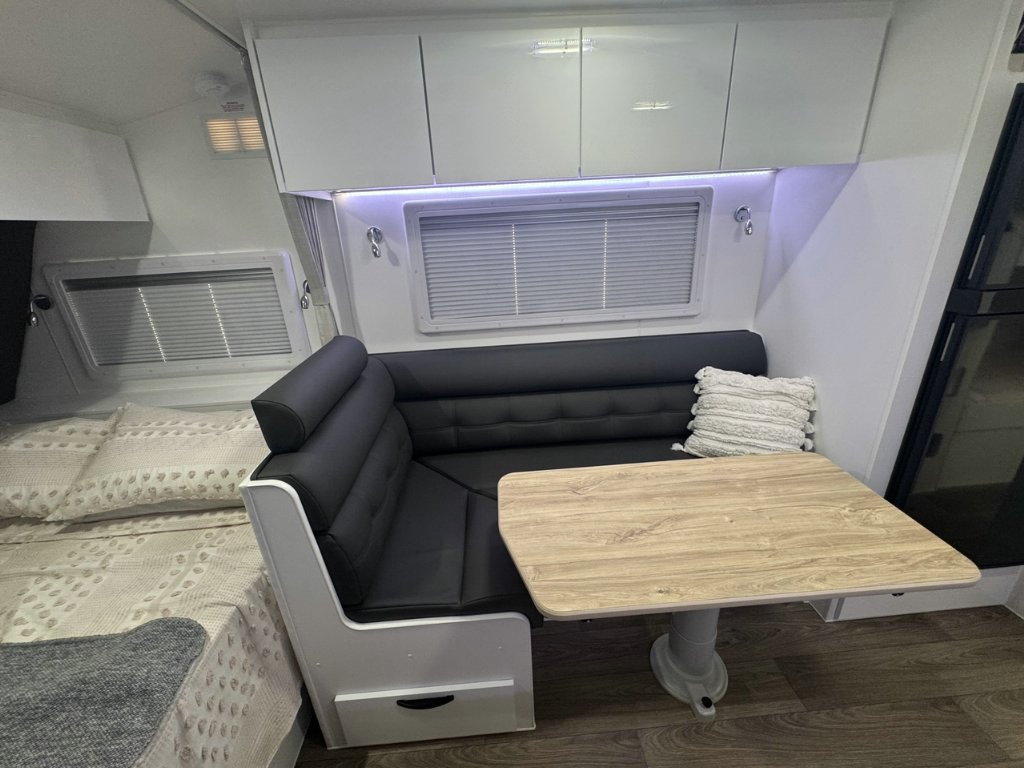 NEW 2026 LEADER CARAVANS GOLD LE CARAVAN 2 AXLE